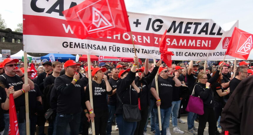 1. Mai in Koblenz - große Solidarität mit Beschäftigten von Canyon